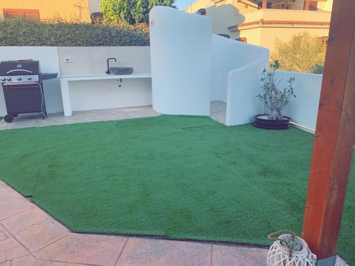 Ferienwohnung Le Residenze Del Mare Monolocale N2 La Caletta Exterior foto