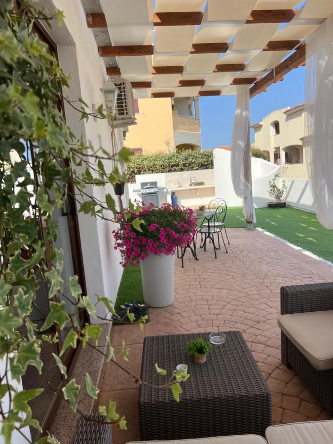 Ferienwohnung Le Residenze Del Mare Monolocale N2 La Caletta Exterior foto